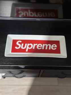 Supreme Ash Tray