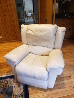 White Leather Three Piece Set