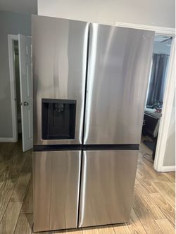 LG Refrigerator (Not Working)