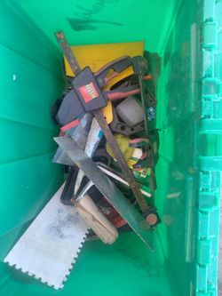 TONS AND TONS OF TOOLS! NEED GONE. OBO