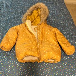 Girls 2T Yellow And White Polka Dot Winter Jacket $15 OBO