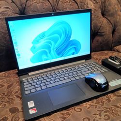 Laptop Lenovo IdeaPad S146-AMD-A6-8hb Ram-128gb HD SSD Solid Go-od For Stud-ents.