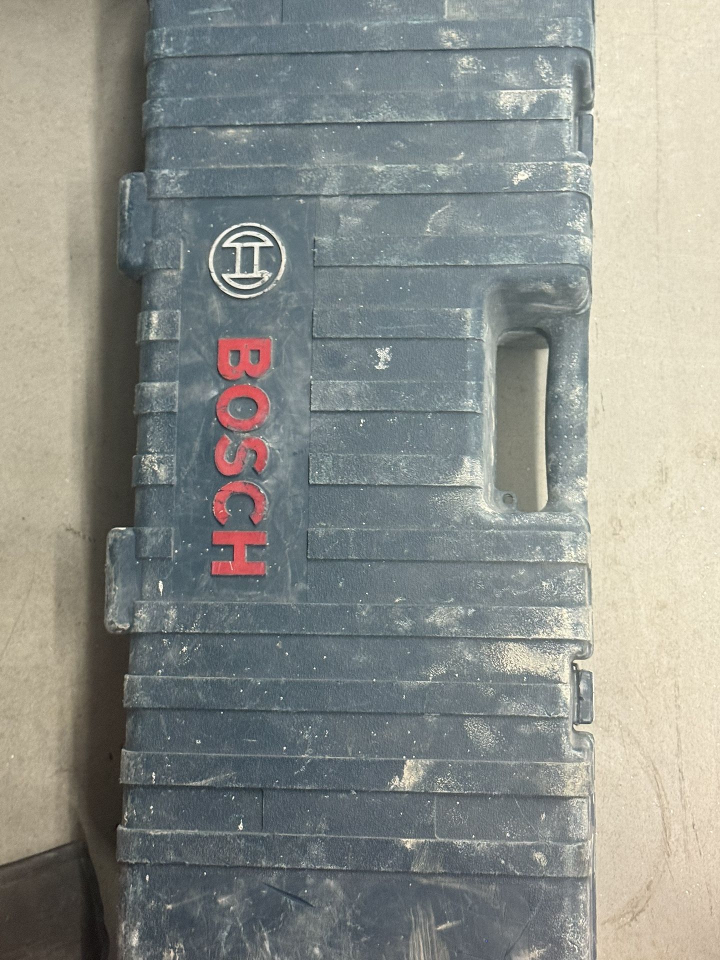  Bosch GSH 16-30 Professional or Bosch GSH 16 Professional