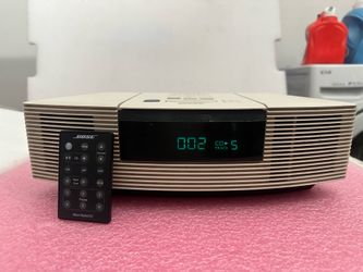 BOSE WAVE RADIO CD AWRC-1P AM/FM RADIO/ALARM/CD PLAYER WITH REMOTE
