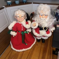 Vintage Mr. and Mr/Mrs. Santa Claus Dolls Handmade Knit Crocheted 14”