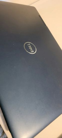 Dell Inspiron 14" Touchscreen AMD RIZEN 7 8GB RAM 256SSD WINDOWS 11 AMD RADEON VEGA 2GB WORKING FINE