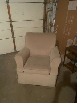 Nice swivel rocker