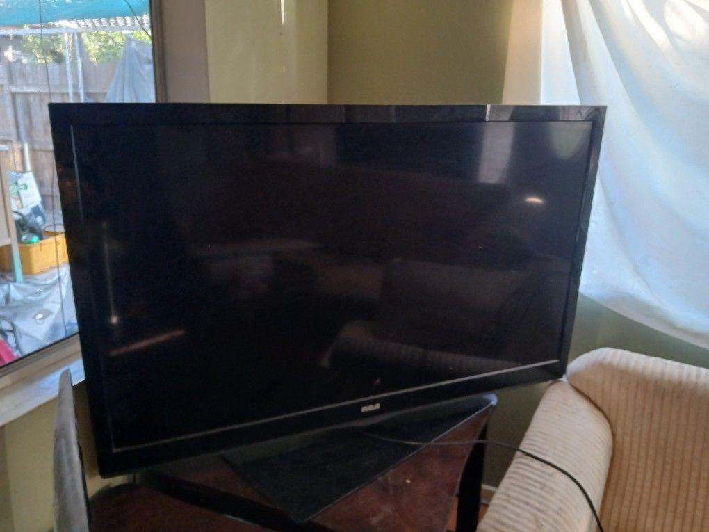 45' Inch Rcl Tv