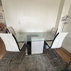 Modern dining Table 