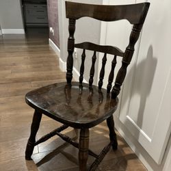 Dark Tone  - Maple & Pine - Windsor Chair (1890’s) 