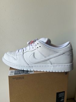 Nike SB dunk low triple white