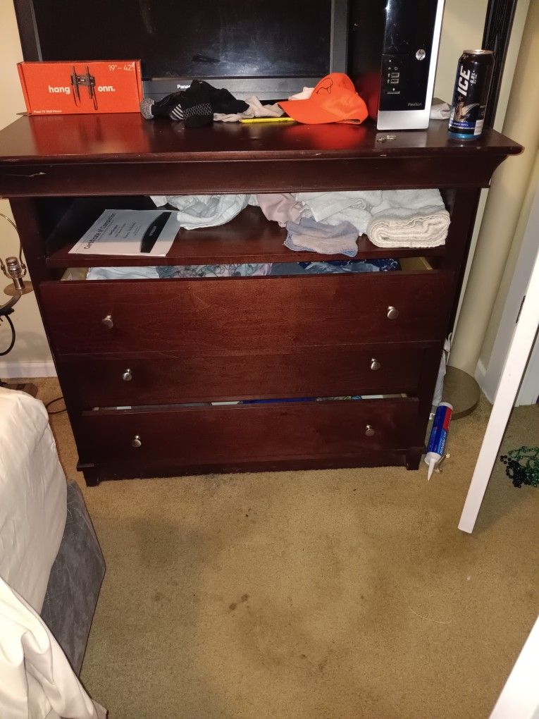 2 Dressers