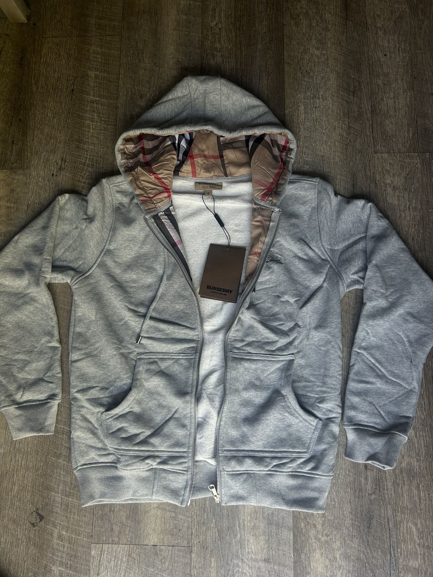Burberry Checkered Grey Hoodie Zip-Up Size Medium Brand New