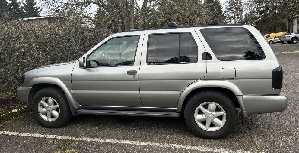 2001 Nissan Pathfinder for Sale in Steilacoom, WA - OfferUp