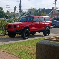 2000 Jeep Cherokee