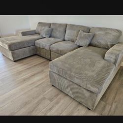 Sectional Set