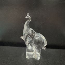 Vintage Art Glass Elephant Figurine Paperweight 14 Oz 5.5”x3.25”x2” Excel. Cond.