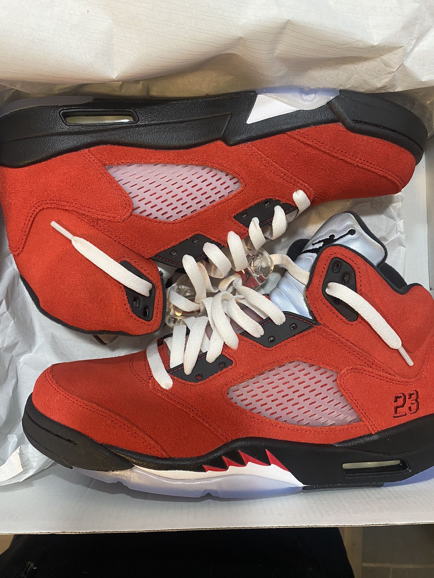 Jordan 5 Raging Bull
