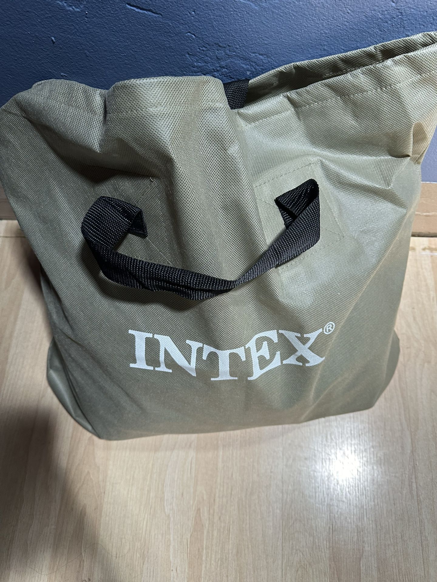 Intex Air Mattress Queen Size Pump Included