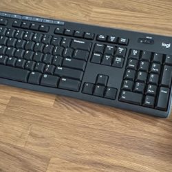 Logitech Wireless Keyboard/Mouse Combo
