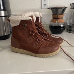 Snow Boots 