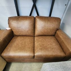 Sofa, Sectionals ! Hurry! Hurry NEVER PAY RETIAL AGAIN !