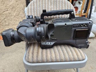 Panasonic P2 HD CAMCORDER