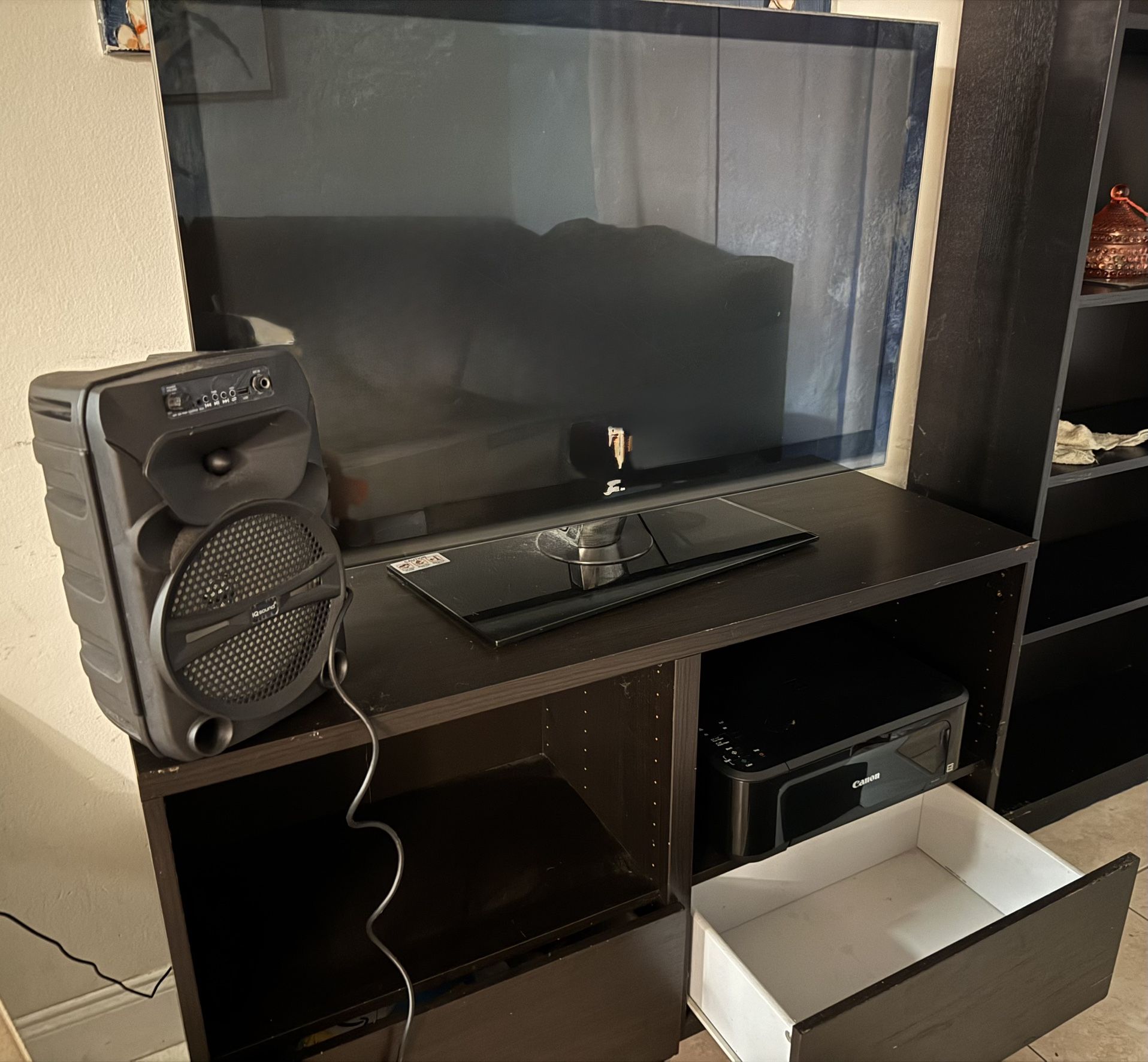 Entertainment set