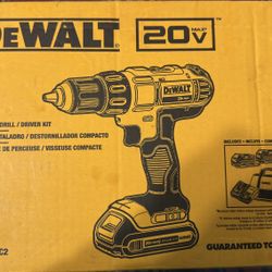 Dewalt Compact Drill/Driver Kit