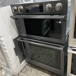 Samsung 30” Black Stainless Microwave Oven Combo 