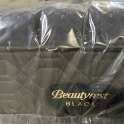 Beautyrest Black Series 3 Firm King Size Brand New