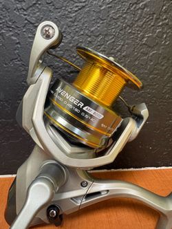 OKUMA Avenger Spinning Reel 4.5:1 Left/Right Hand Gold/Gray, ABF-8000