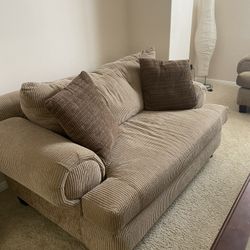 Counch And Loveseat 