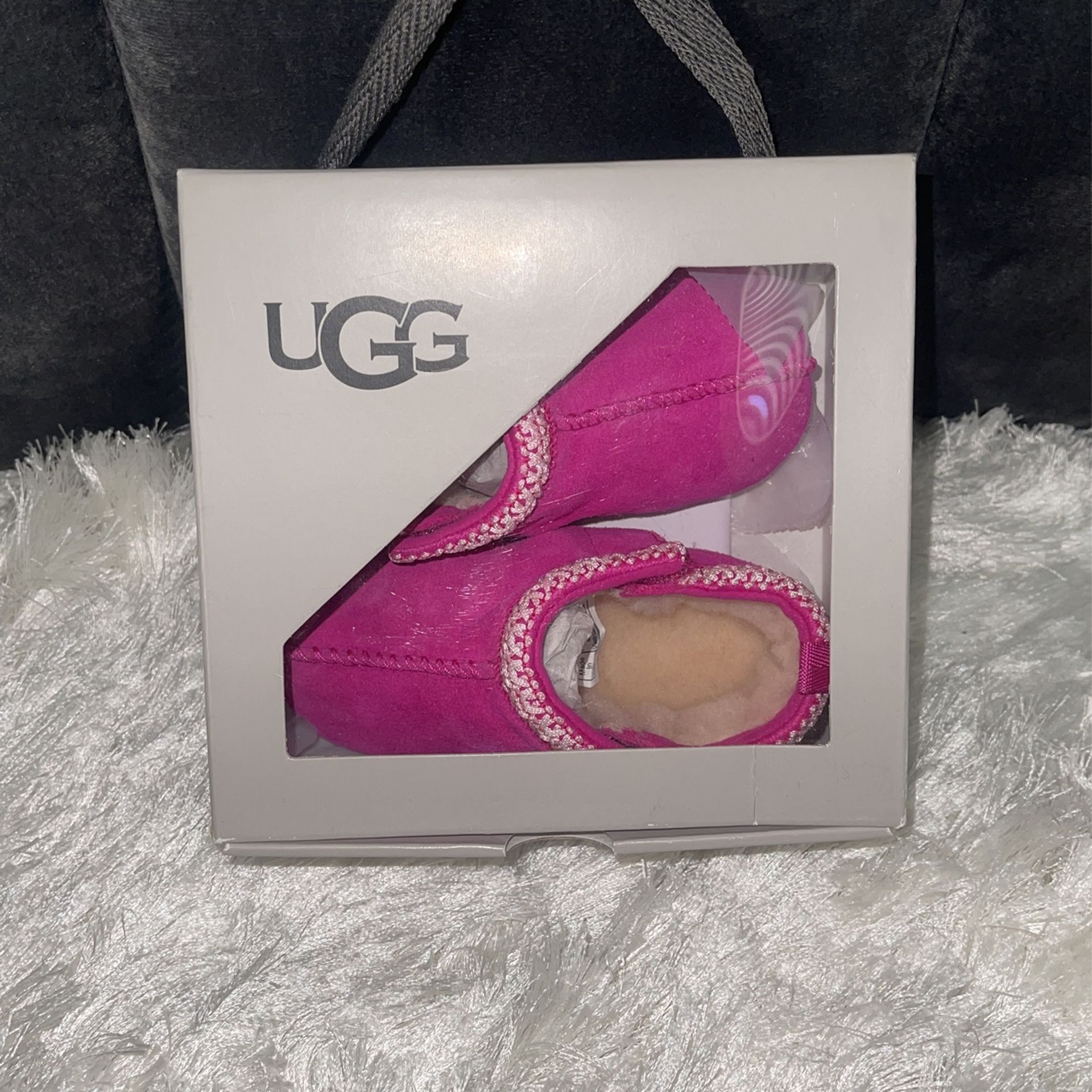 Authentic UGG baby Tasman Size 04/05