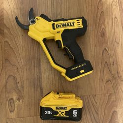 DEWALT 20V MAX Cordless Battery Powered Pruner