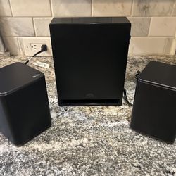 LG W3-2 Wireless Receiver and Speakers