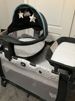 Graco Playpen with accessories