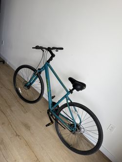 Fuji Hubrid Bike Bicicleta 