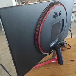 32" UltraGear FHD 165Hz HDR10 Monitor with G-SYNC