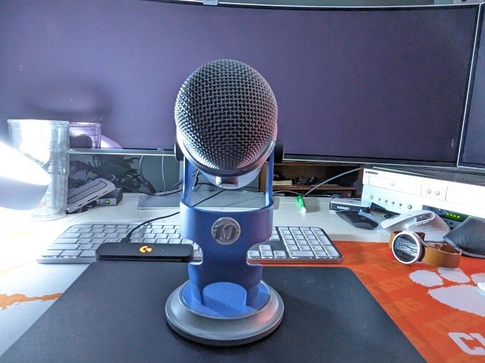 Blue Yeti USB Microphone for PC & Mac, Gaming, Podcast and Streaming Microphone, 10 Year Anniversary Edition with Custom Finish