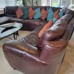 Beautiful Leather Sectional Couch And Table 350