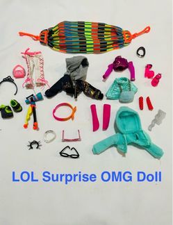 L.O.L. Surprise! O.M.G. Doll Bundle (30 items)