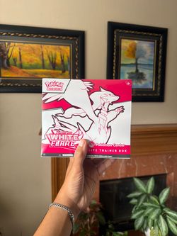 White Flare Pokemon Center ETB