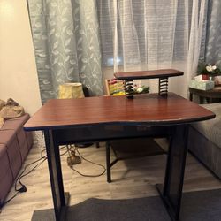 Used desk