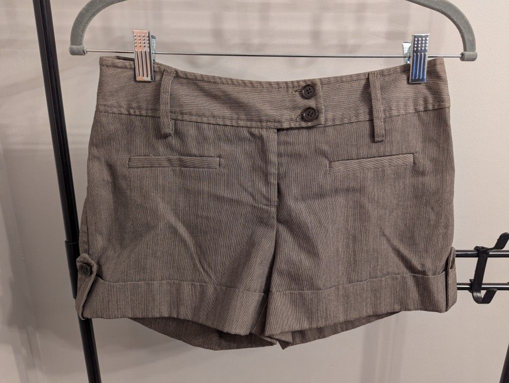 Kohls Dress Trouser Shorts Brown / Tan