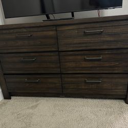 Wood Dresser