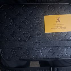 Louis vitton cross bodybag