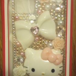 Fascination Case- 3D Blinged Out Hello Kitty iPhone Case