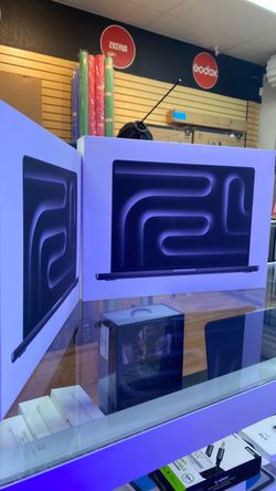 14”MacBook Pro m5 24Ram 2TB SSD