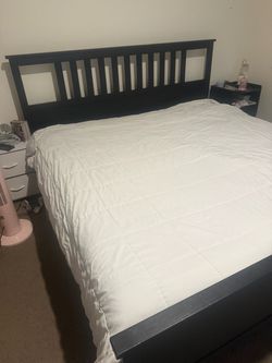 King size bed